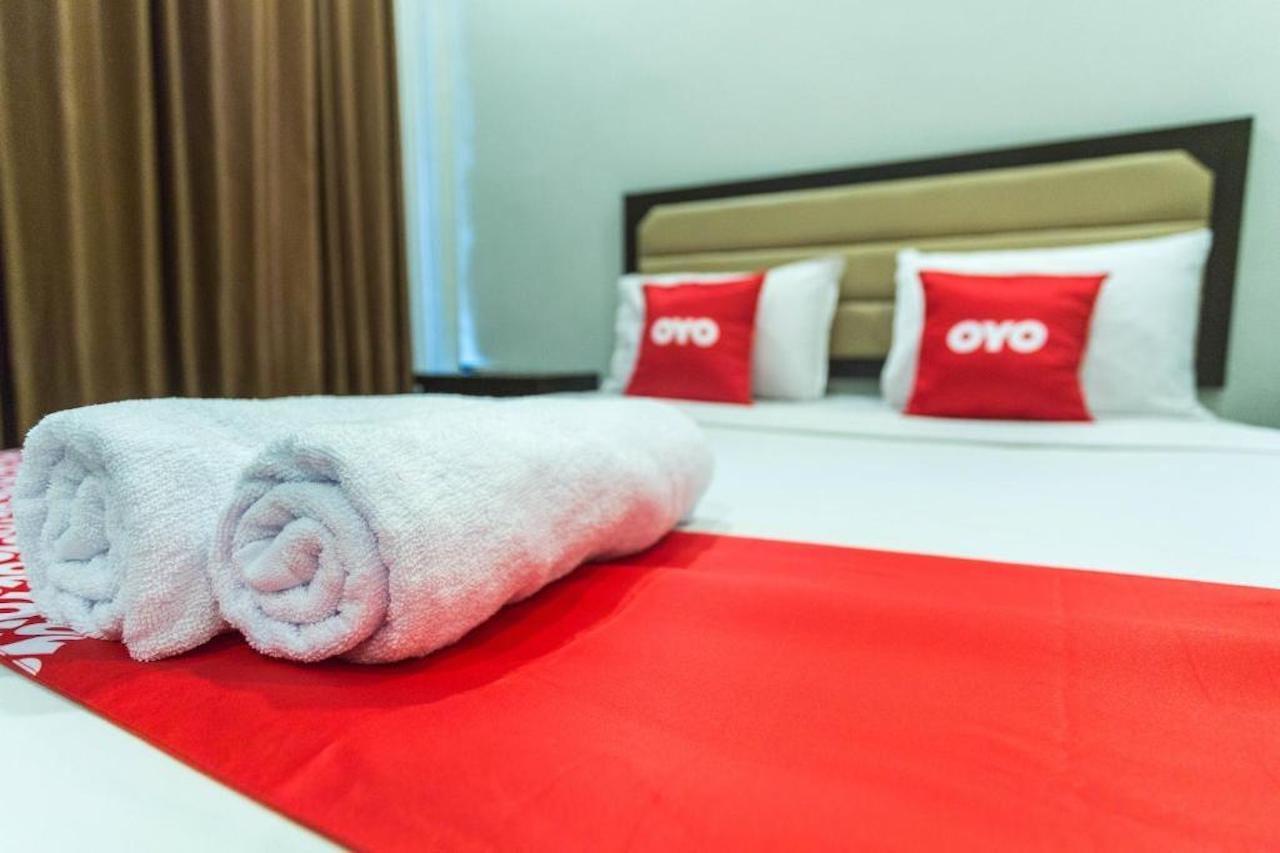Hotel Bumi Aditya Senggigi Exteriör bild