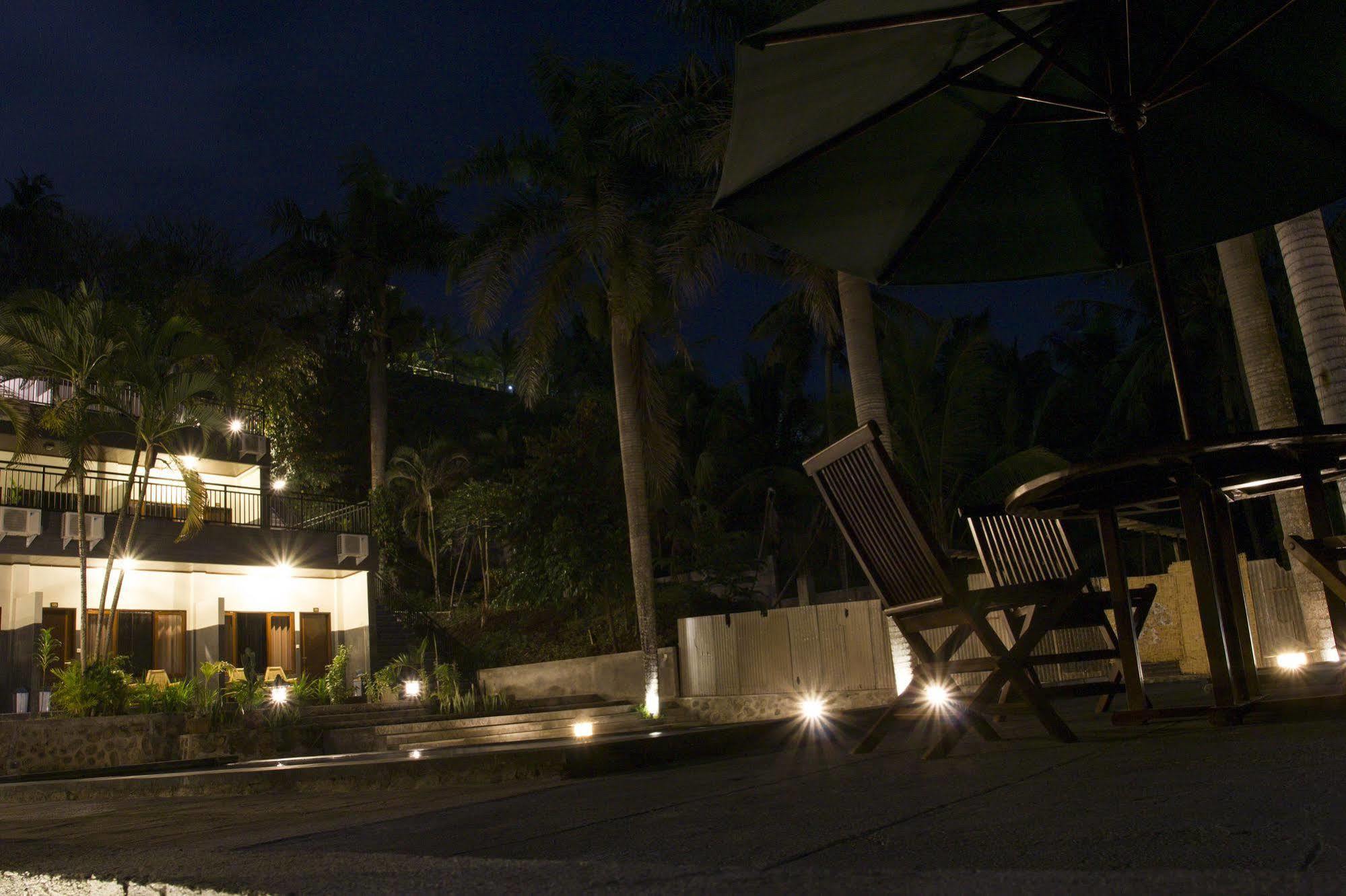 Hotel Bumi Aditya Senggigi Exteriör bild