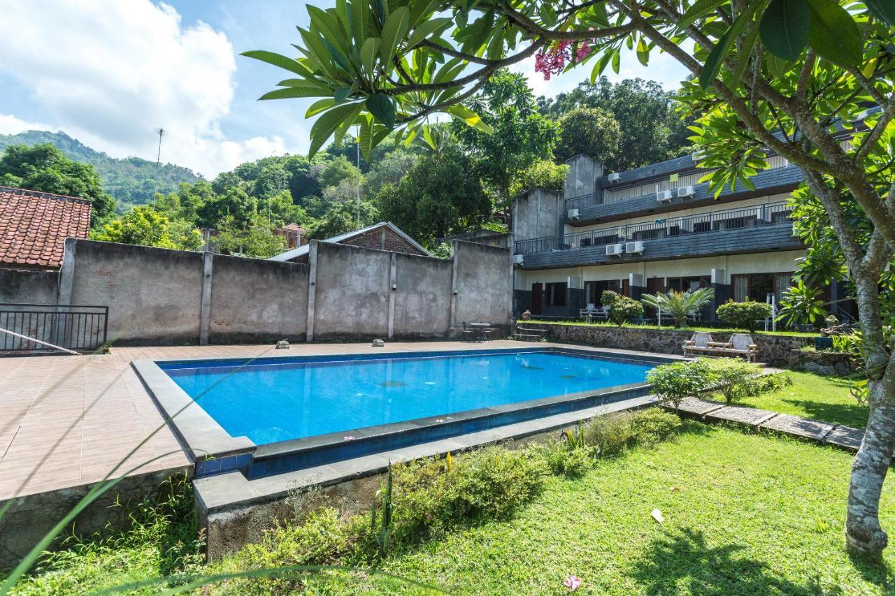 Hotel Bumi Aditya Senggigi Exteriör bild