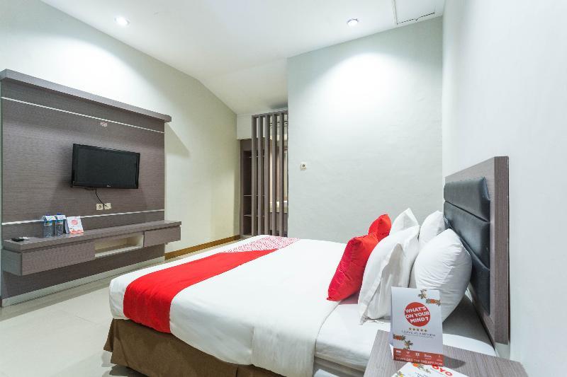 Hotel Bumi Aditya Senggigi Exteriör bild