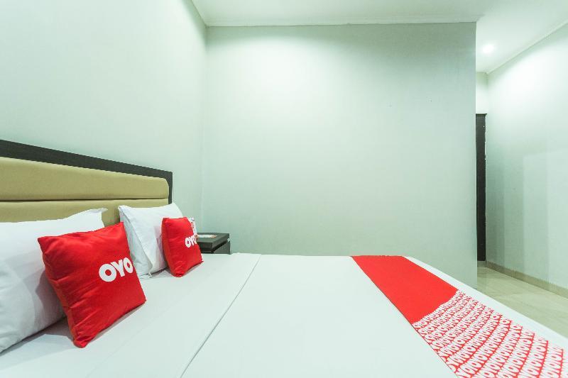 Hotel Bumi Aditya Senggigi Exteriör bild
