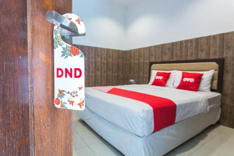 Hotel Bumi Aditya Senggigi Exteriör bild