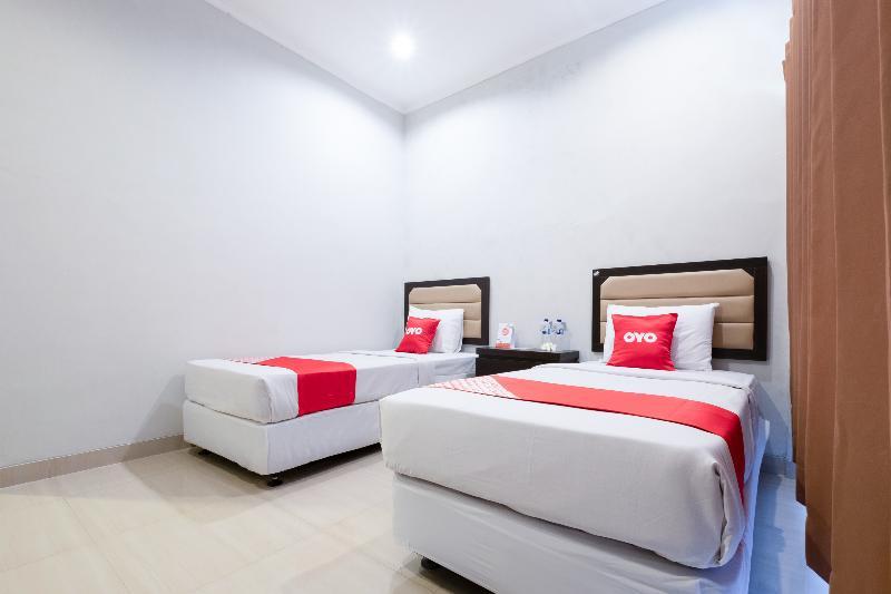 Hotel Bumi Aditya Senggigi Exteriör bild
