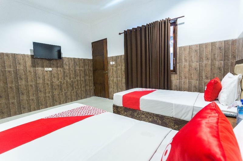 Hotel Bumi Aditya Senggigi Exteriör bild