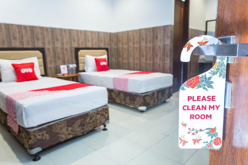 Hotel Bumi Aditya Senggigi Exteriör bild